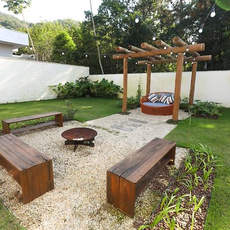 Estaleiro Com Charme - Ar, Churras E Pet Friendly Balneário Camboriú Extérieur photo