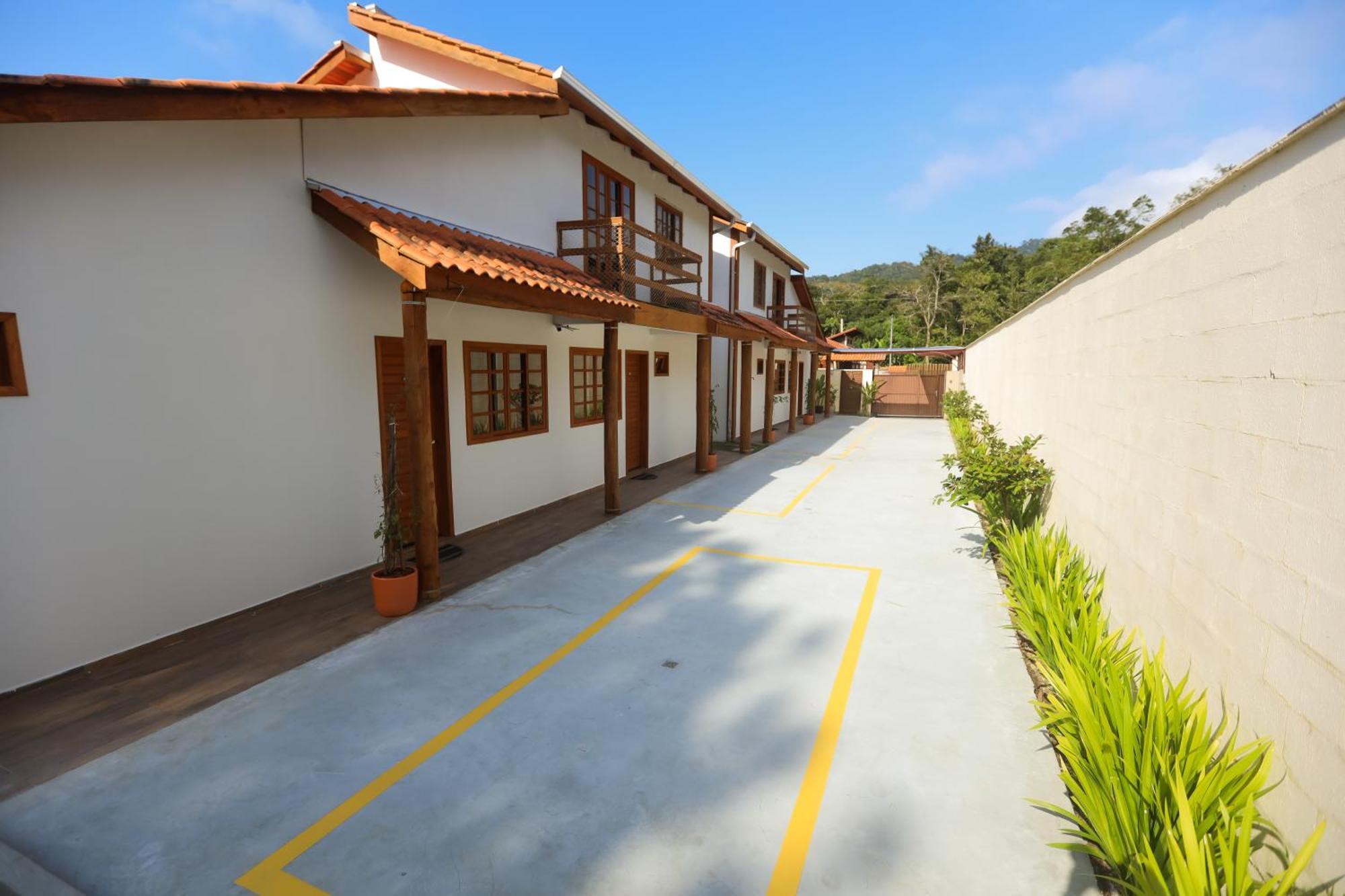 Estaleiro Com Charme - Ar, Churras E Pet Friendly Balneário Camboriú Extérieur photo